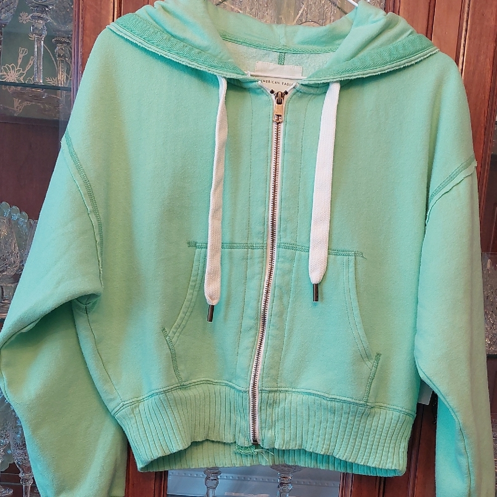American Eagle Outfitters Hoodie S. NWT